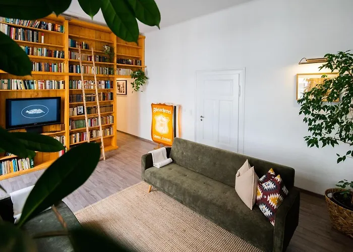 Theleaf - Design Apartment&café *