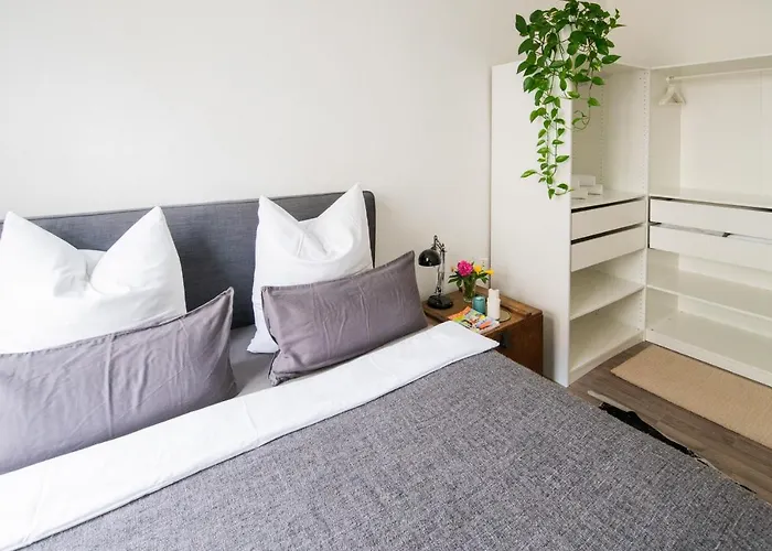 Theleaf - Design Apartment&café