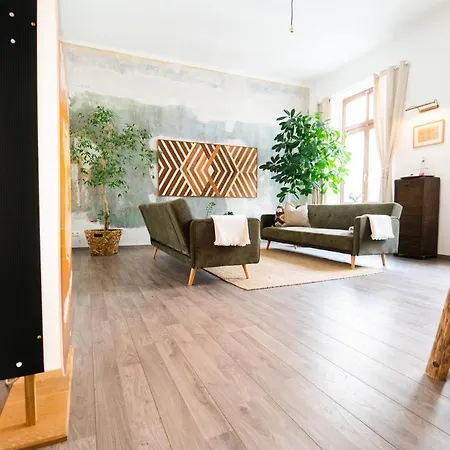 Theleaf - Design Apartment&café Leipzig